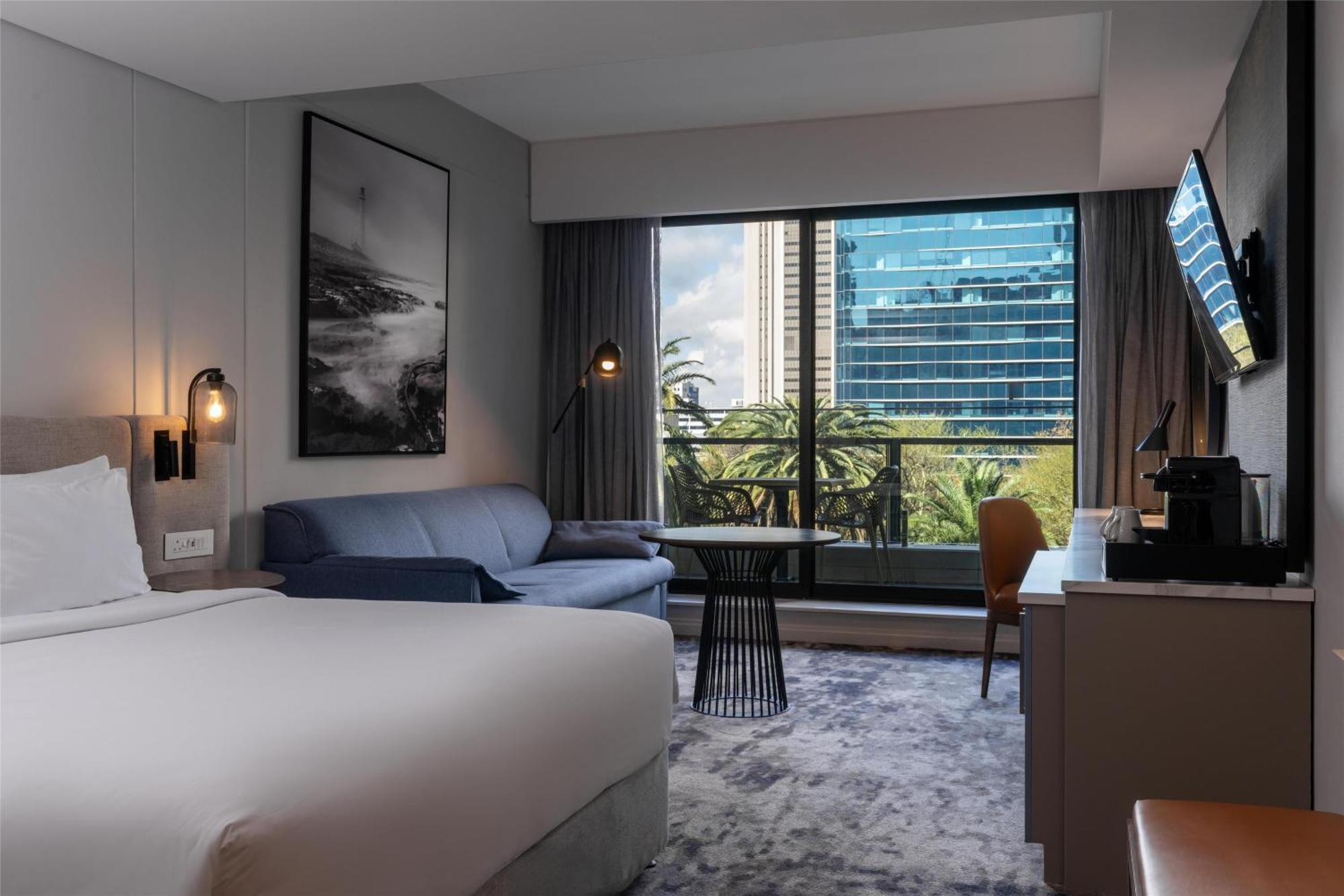 Radisson Foreshore Hotel